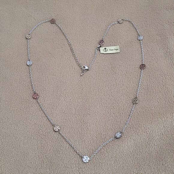 Promenade - Picture 1 of 5